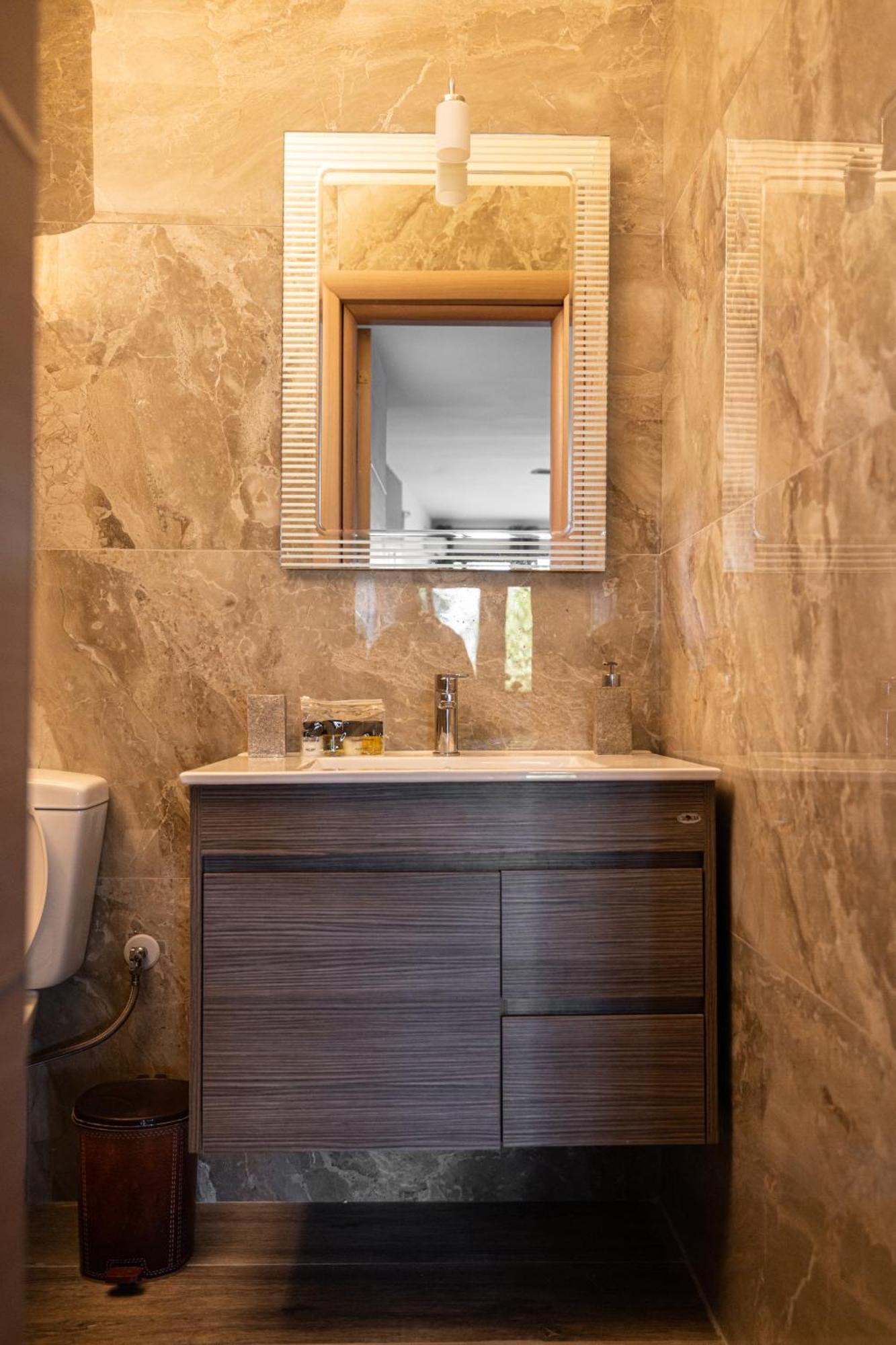Filippos Apartments Amarynthos Dış mekan fotoğraf