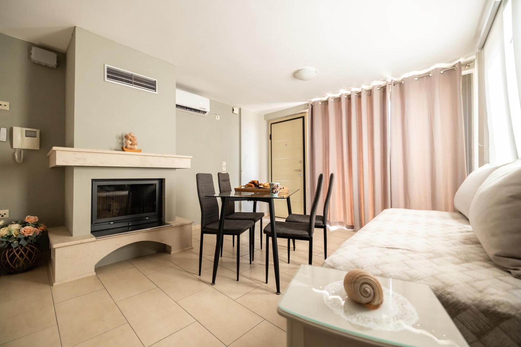 Filippos Apartments Amarynthos Dış mekan fotoğraf